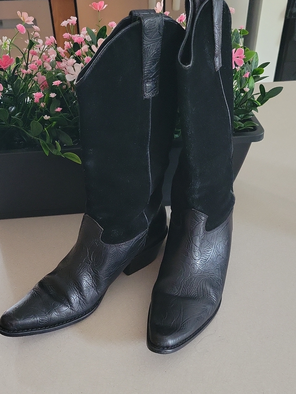 Black Leather Women's Western Boots